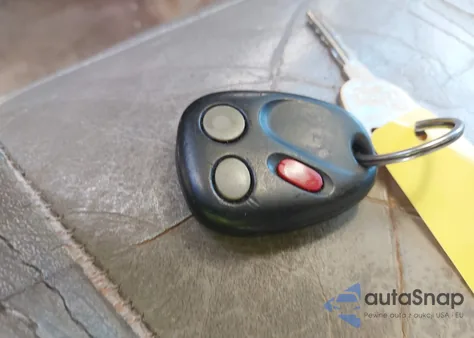 2006 Chevrolet Tahoe Z71 z USA, uszkodzony, nr VIN 1GNEK13Z86R120091